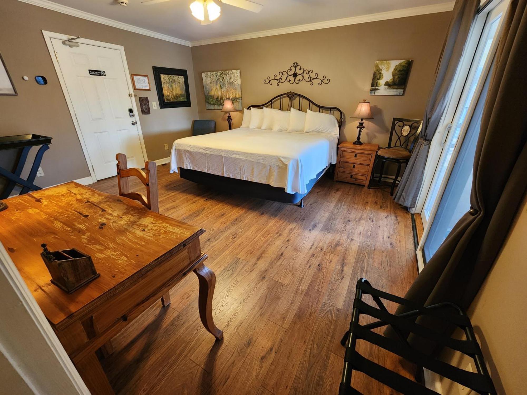 Elder Mountain Room At Tennessee Riverplace Chattanooga Exterior photo